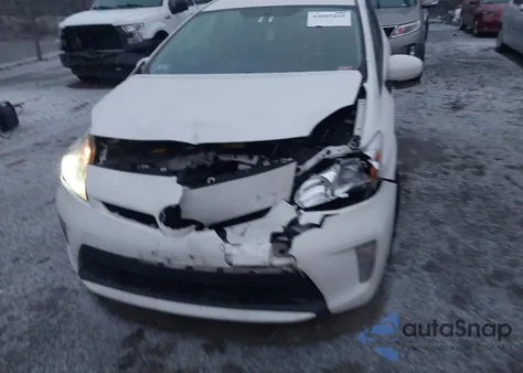2013 Toyota Prius Two from USA, damaged, VIN JTDKN3DUXD5563963